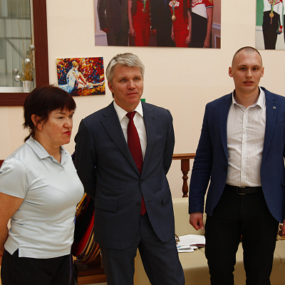 Глава Минспорта РФ Колобков осмотрел школу олимпийского резерва «Динамо‑Дмитров» 
